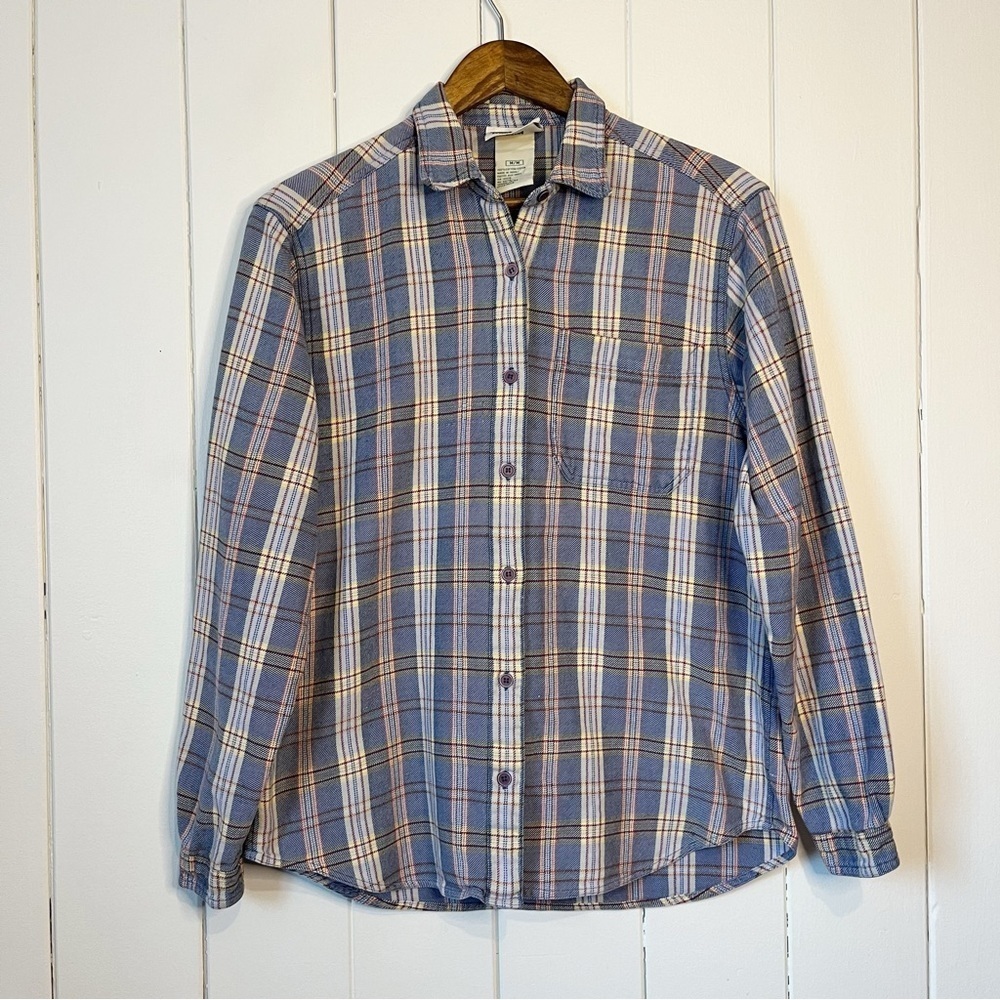 Vintage Northern Reflections Blue Plaid Button Down Shirt. Size Medium.